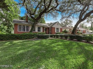 907 S Shores Rd, Jacksonville, FL 32207