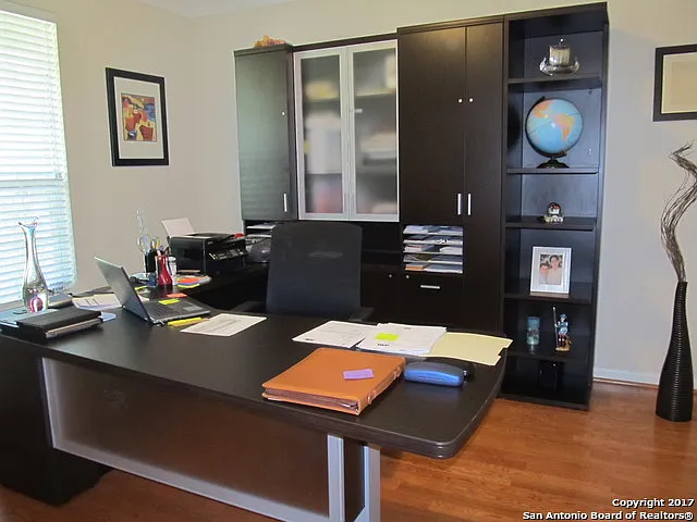 4 bed, 3.5 bath, 3368 sqft, $3,375 — Photo 3