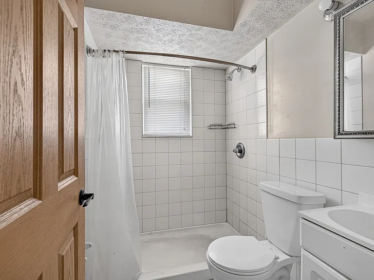 211 Park Ave #5 — Photo 10