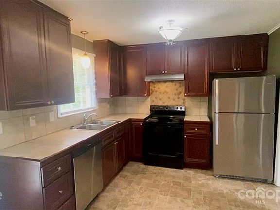 5th image of 114 Redwood Ln