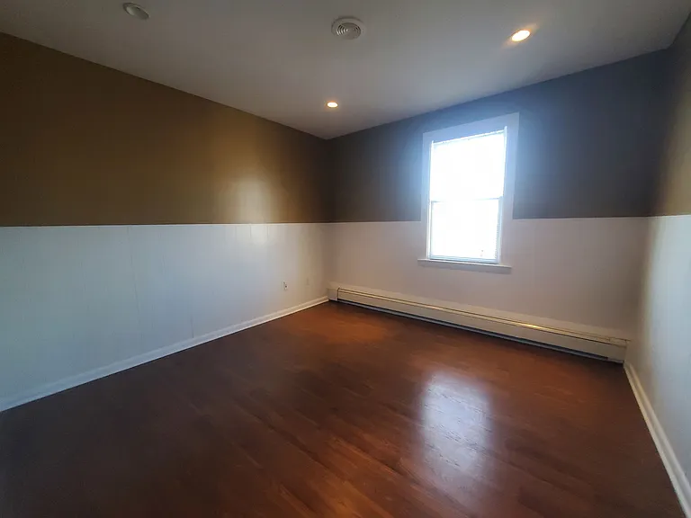 158 East Ave #2 — Photo 8