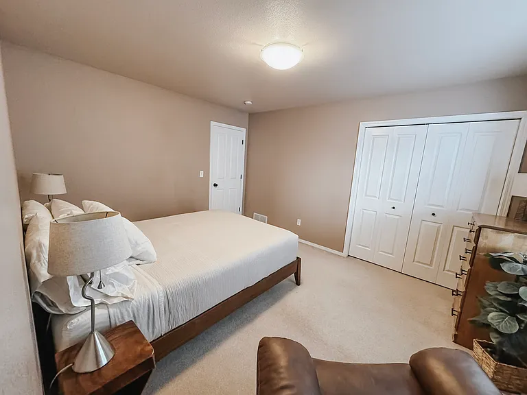 6725 Queens View Cir — Photo 29