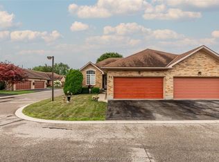 154 Semenyn Ave #24, Chatham Kent, ON N7L3S1