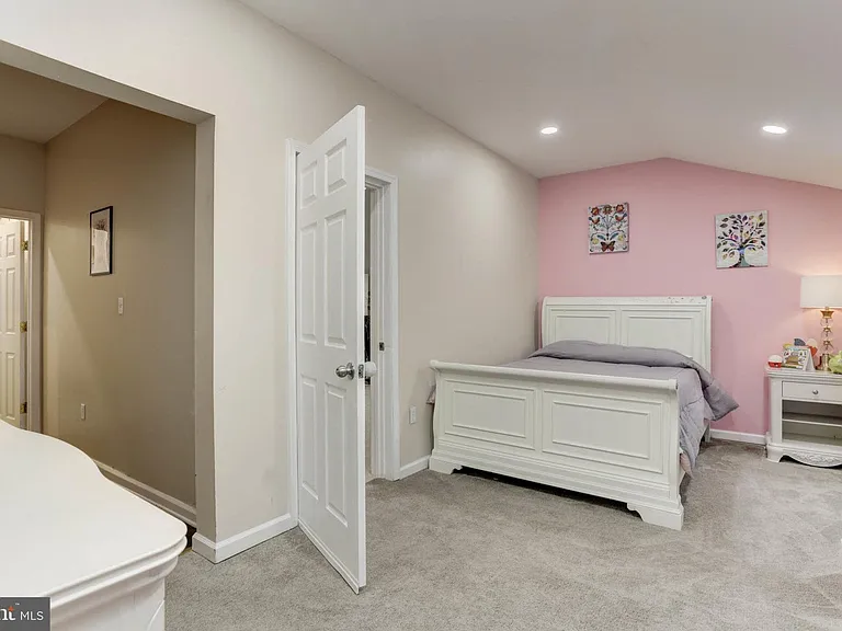 7465 Browns Bridge Rd — Photo 22