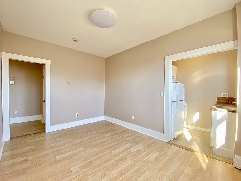 116-124A Central Ave #33 — Photo 4