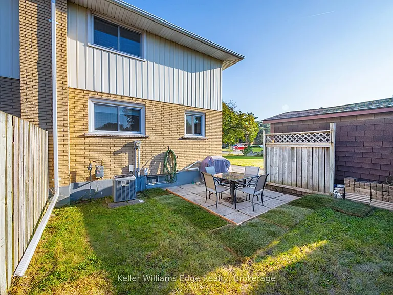 153 Dudhope Ave — Photo 25
