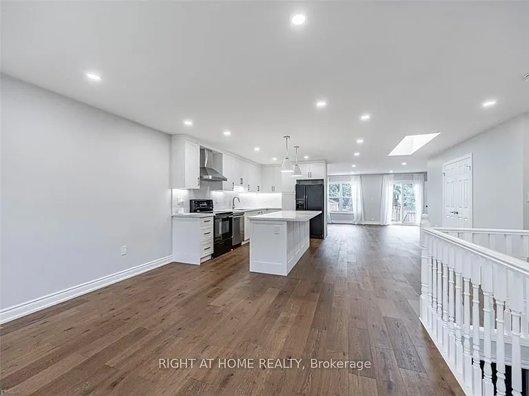 6913 Shelter Bay Rd #UPPER — Photo 6