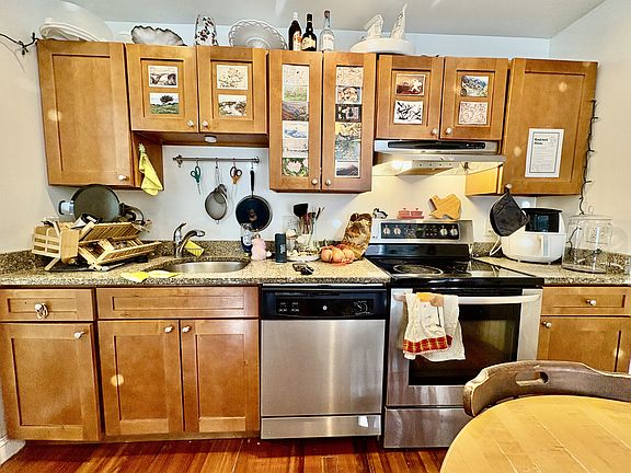 2nd image of 231 Harvard Ave APT 6