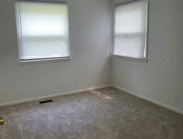 2540 W 79th St — Photo 19