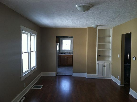 Living area with built in book shelves