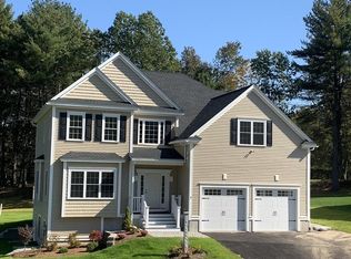 3 Minuteman Dr, Chelmsford, MA 01824