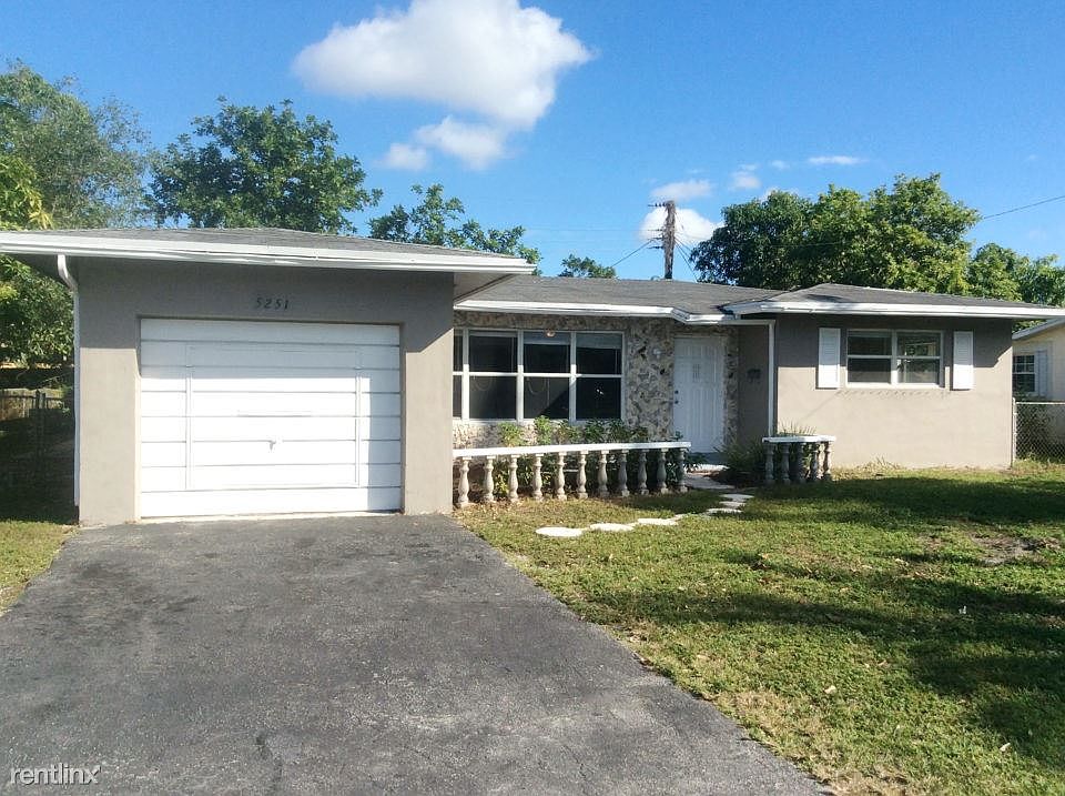 40110277_5251 NW 14th Pl_Lauderhill_FL_2018-1