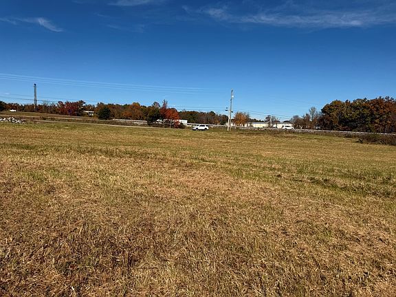 5th image of 242 Interstate Ln