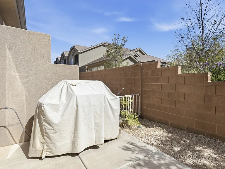 4221 E Torrey Pines Dr #ID1531963P — Photo 73