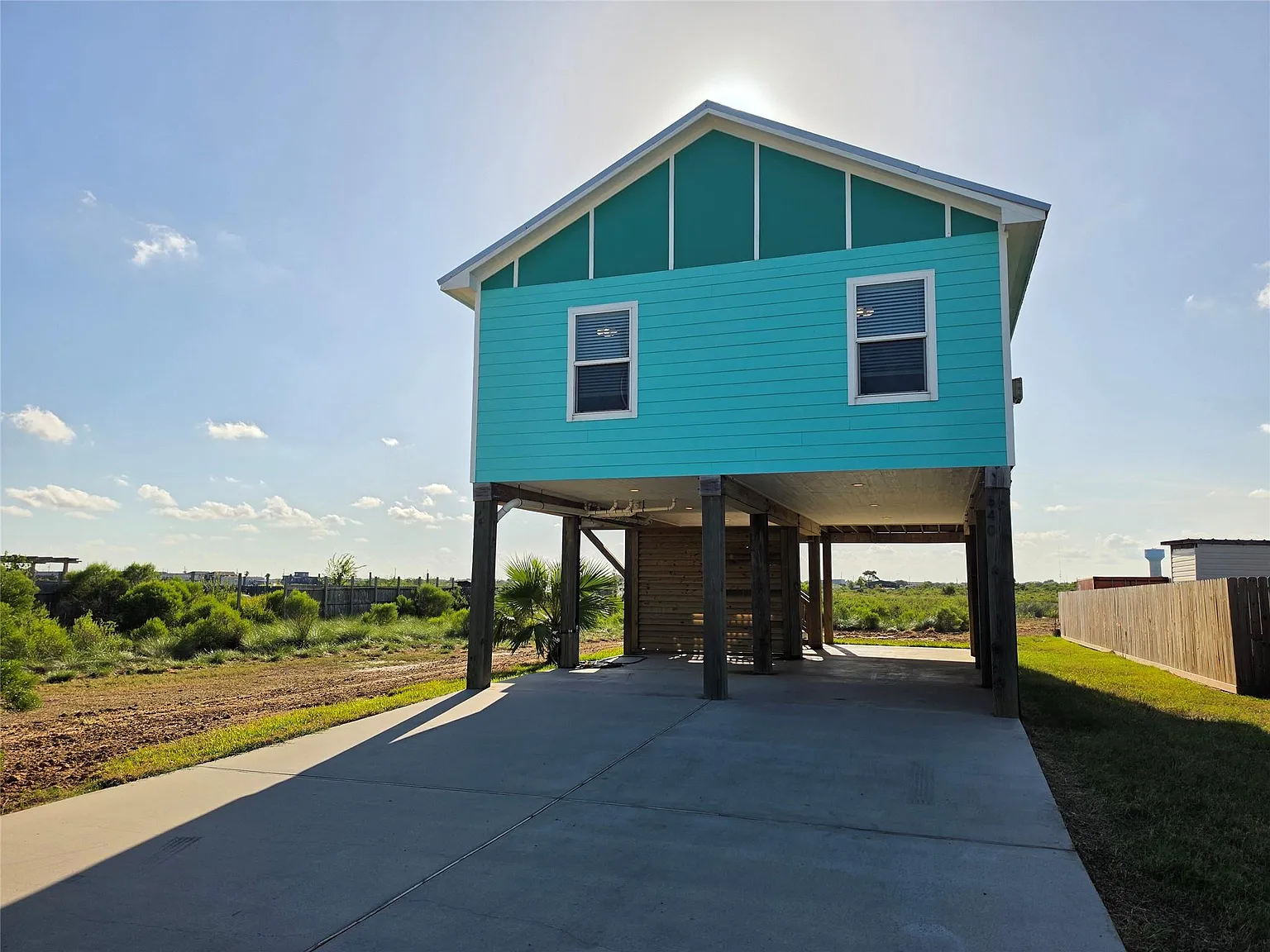 2 bed, 2.0 bath, 792 sqft, $1,940 — Photo 3