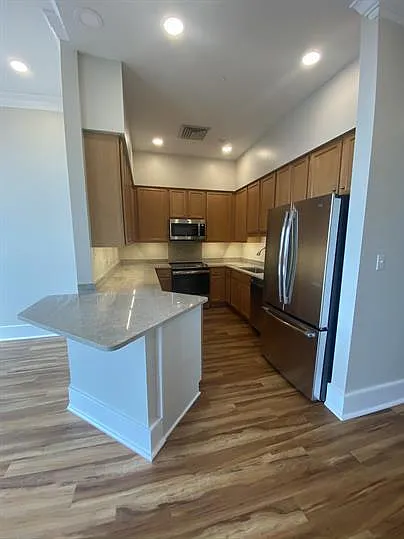 215-225 Decatur LLC — Photo 3