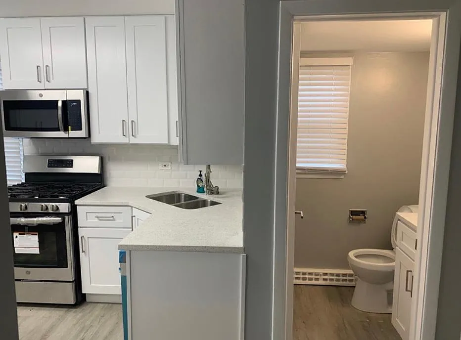 1536 McDaniels Ave — Photo 4