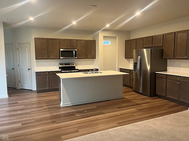 3340 Preakness St — Photo 8