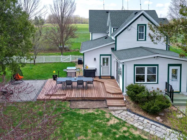 34501 Vista Rd, Taylors Falls, MN 55084