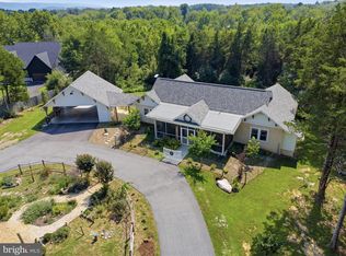 312 Potomac Ridge Ln, Shepherdstown, WV 25443