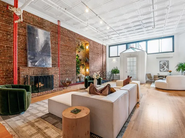 725 Union St #1, Brooklyn, NY 11215