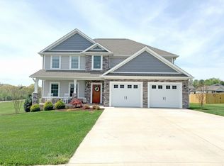 53 Bethesda Pl, Piney Flats, TN 37686