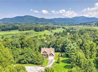 167 Tatham Rd, Hendersonville, NC 28792