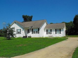 5749 Cottage Ln, Clermont, GA 30527