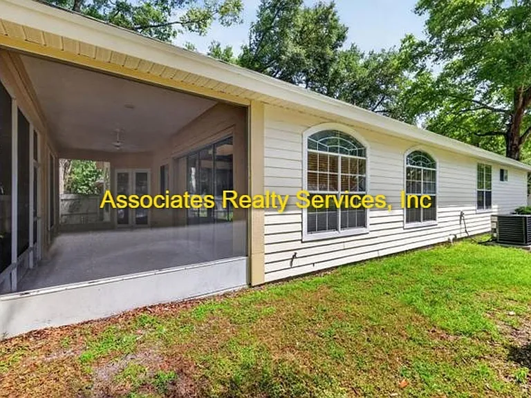 10370 SW 51st Ln — Photo 16