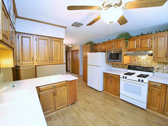 5th image of 8212 N Harlem Ave