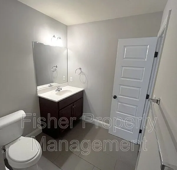 1411 Porter St #B — Photo 24