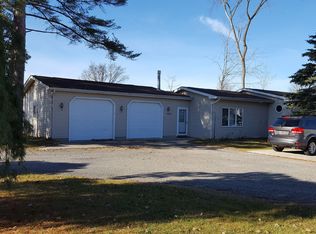 1781 Sunset Dr, Caro, MI 48723