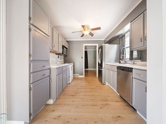4th image of 7011 170th St
