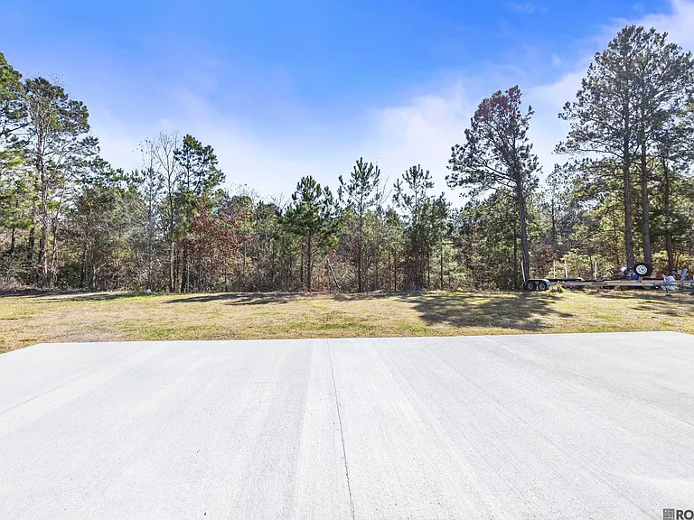 26400 Ponchatoula Dr — Photo 21