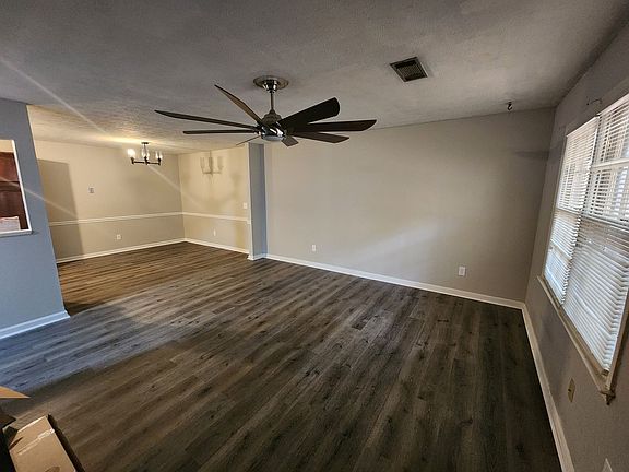 3rd image of 1968 Bunker Hill Rd APT C