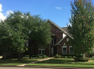 1101 Eagle Lakes Dr, Friendswood, TX 77546