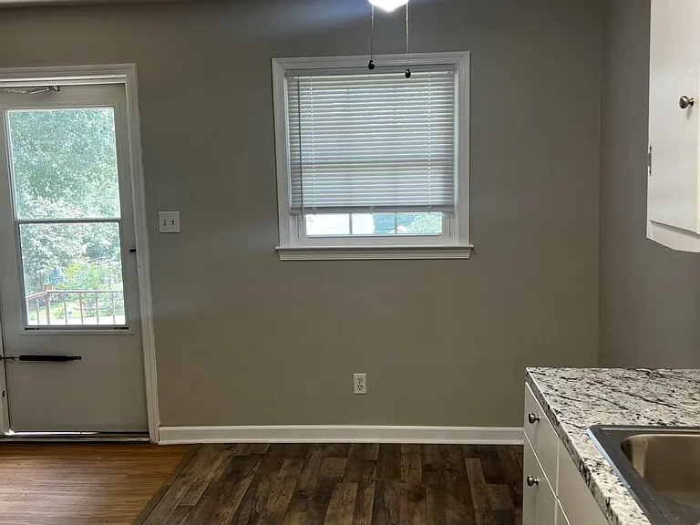 5550 Davis Rd #3 — Photo 4