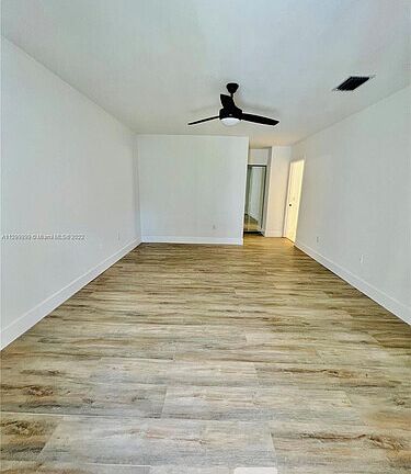 5th image of 5140 Floria Way APT E
