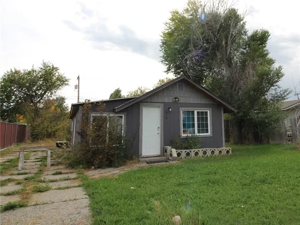 816 2nd St W, Hardin, MT 59034
