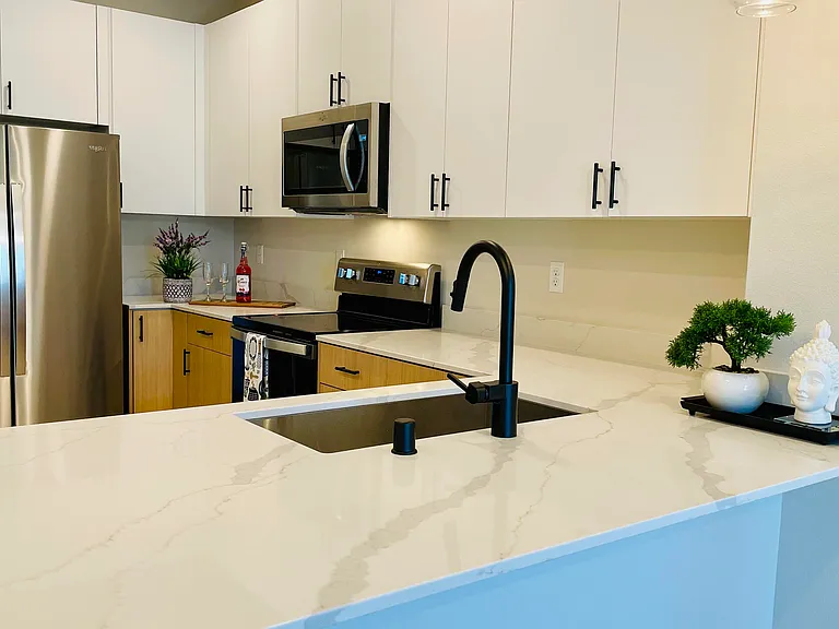 16124 Cascadian Way #A3 — Photo 4