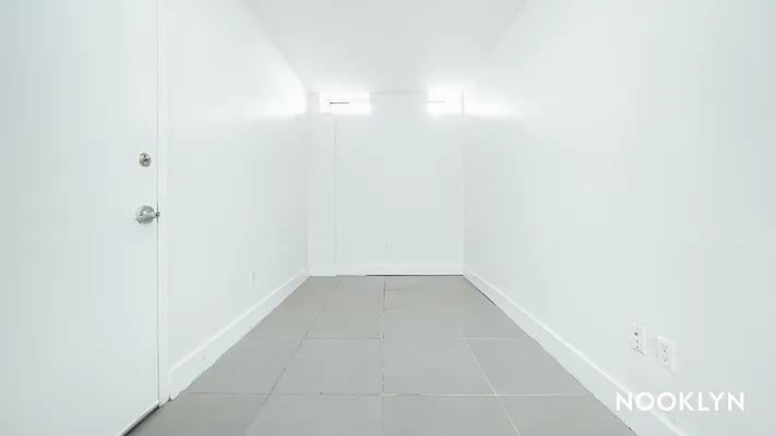 Rented by Nooklyn NYC LLC | media 32