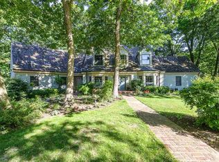 1011 27th Avenue Ct, Moline, IL 61265