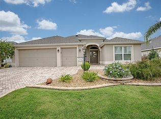 1390 Brinkley Ln, The Villages, FL 32163