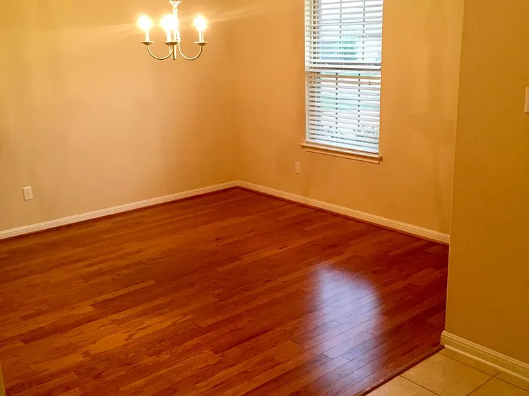 Formal Dining