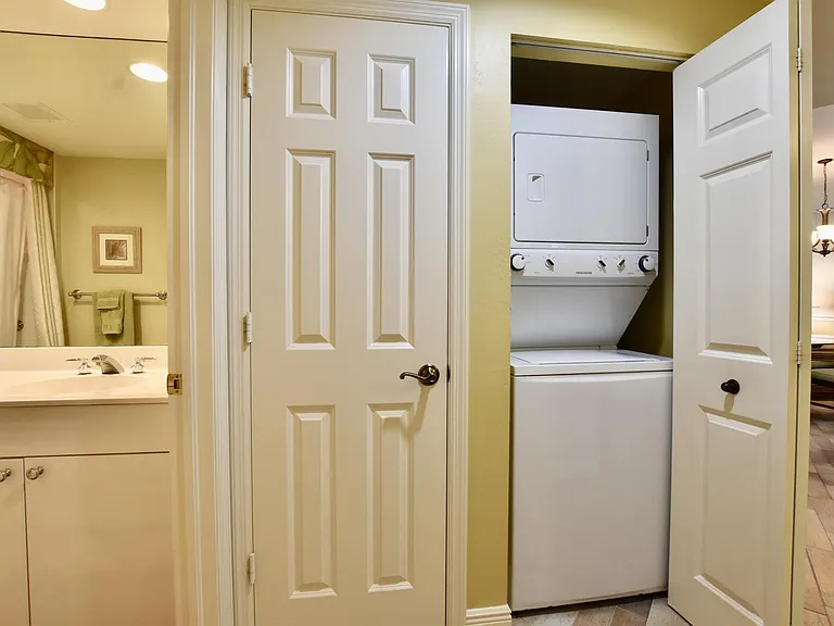 430 Cove Tower Dr #1-302-1 — Photo 12