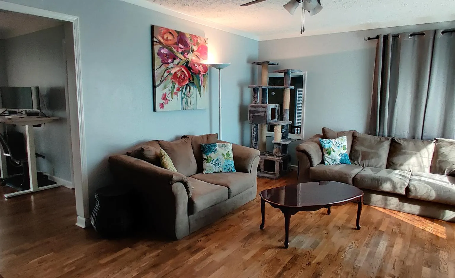 3 bed, 1396 sqft, $2,450 — Photo 3