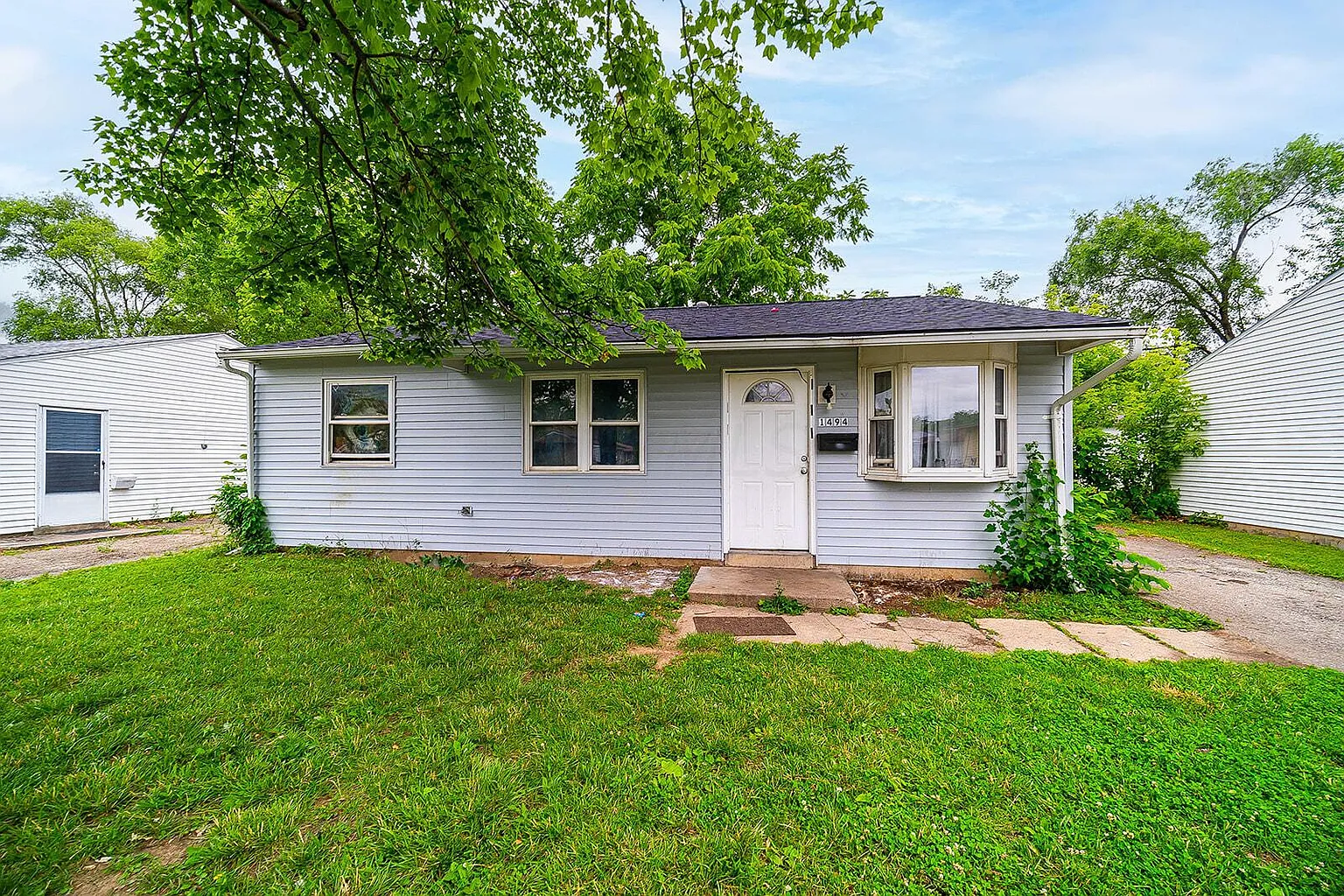 1494 Jonathan Dr photo 1