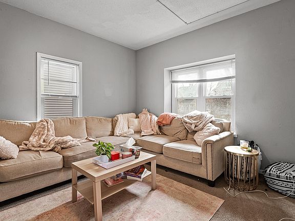 2nd image of 1813 Dayton Ave #1