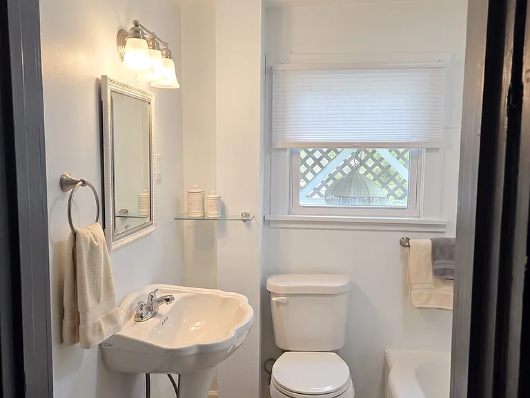 3015 Avenue S — Photo 3