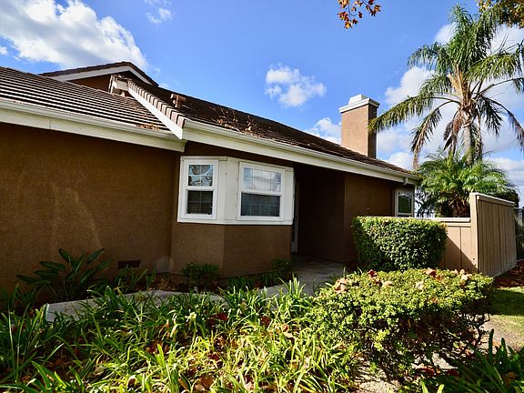 3rd image of 761 S Tourmaline Ct